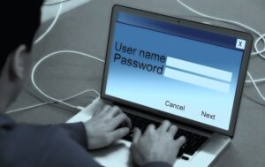 【朝日大学】教員フィッシングサイトに情報入力　なりすましメール送信される事態に