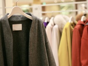 婦人・子供服メーカー不正アクセス被害　HP停止で業務へも影響続く【クロスプラス】