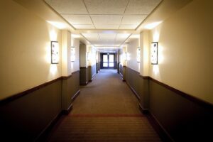 【変なホテル】でランサムウェア被害発生　34,425名の宿泊客データ消去される事態に