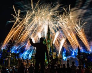 「最新のディズニー体験をお届けします」と偽の案内　フィッシング詐欺に注意呼びかけ