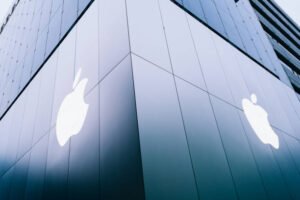 「重要なお知らせ、必ずお読みください」AppleかたるフィッシングSMSに注意喚起