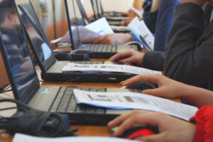 生徒・受験者など10,270名の個人情報含むPC紛失　研究室外に置いていた【日本工業大学】