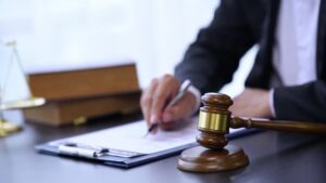 建設・職業の企業、1万名以上の個人情報を不正取得　法令違反と勧告【個人情報保護委員会】